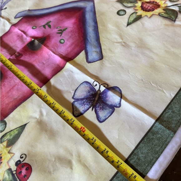 5 Seasonal Outdoor Flags - 2 Large + 3 Garden Size - Picture 5 of 11